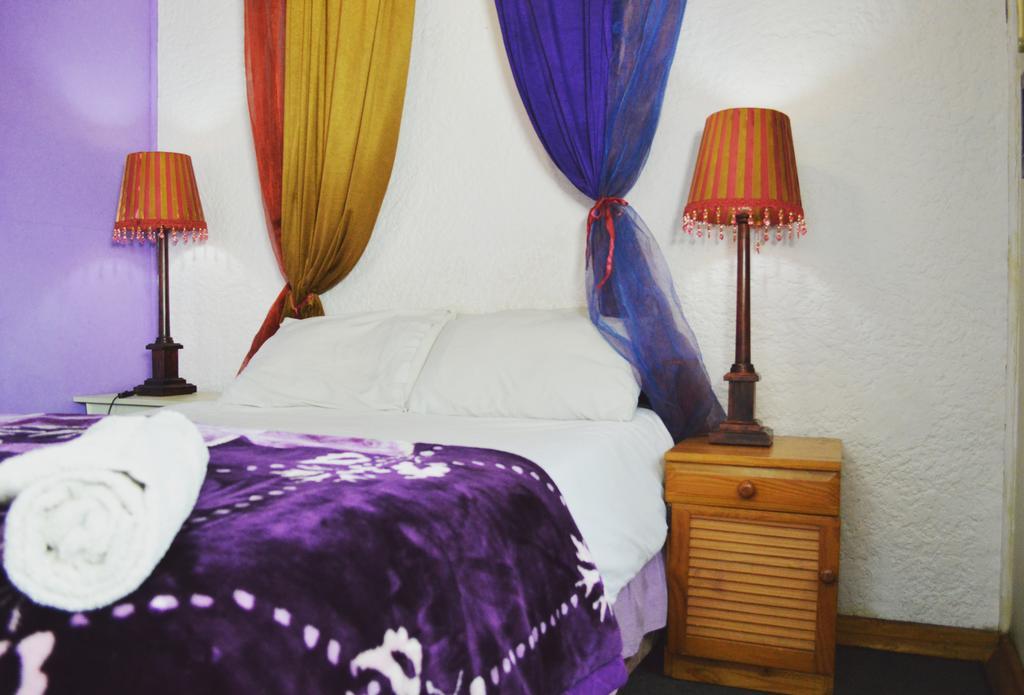 Homebase Melville Backpackers Johannesburg Exteriör bild