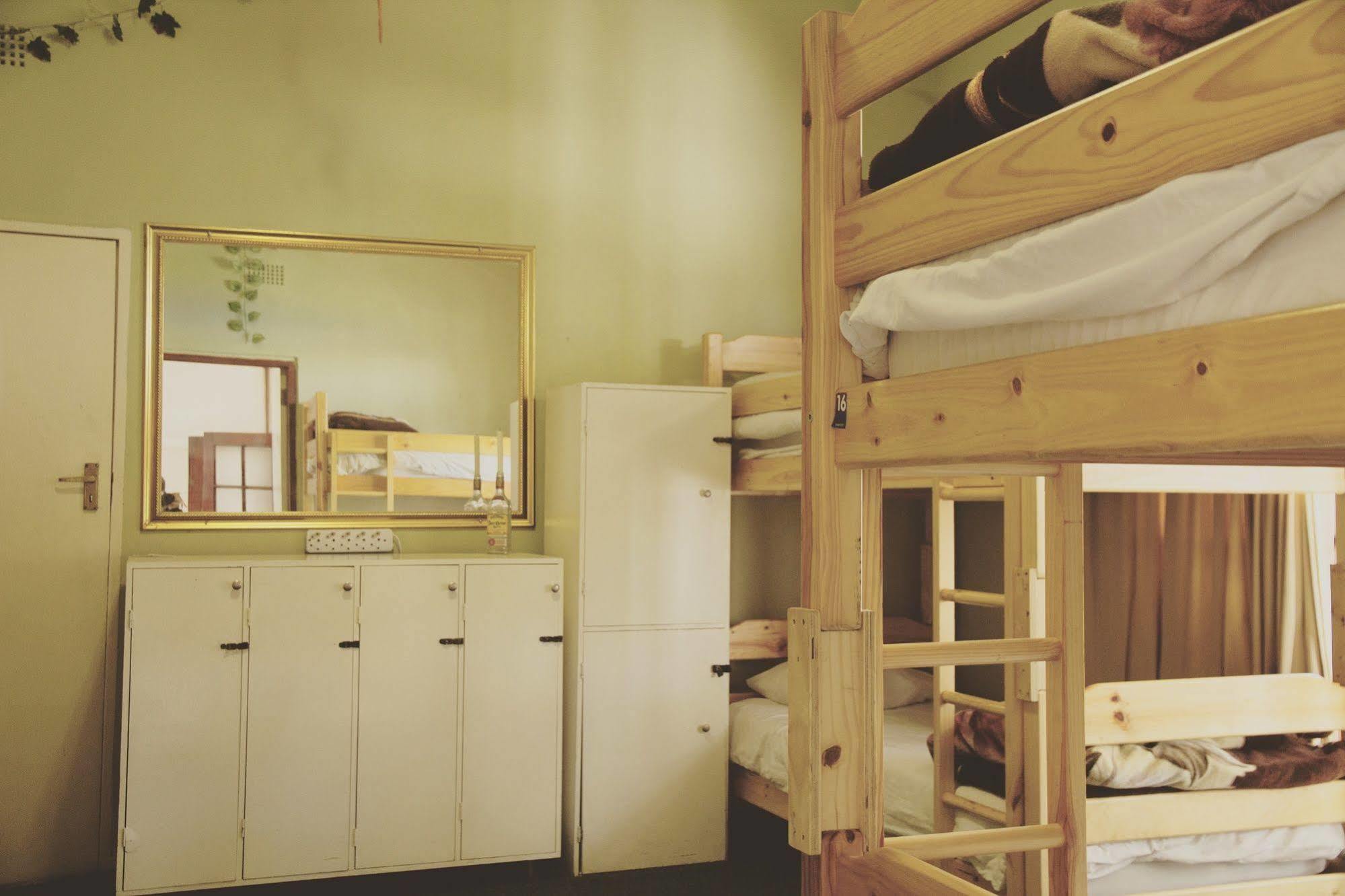 Homebase Melville Backpackers Johannesburg Exteriör bild
