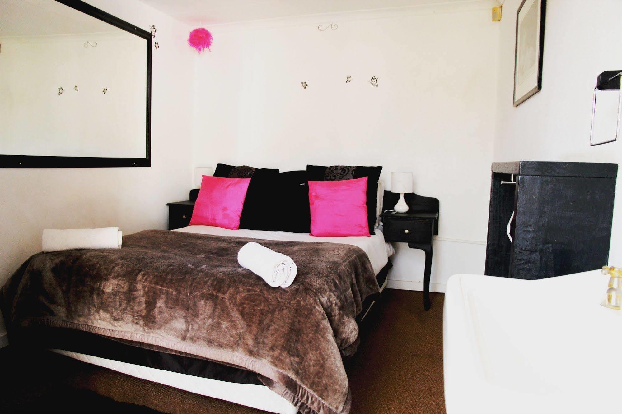 Homebase Melville Backpackers Johannesburg Exteriör bild